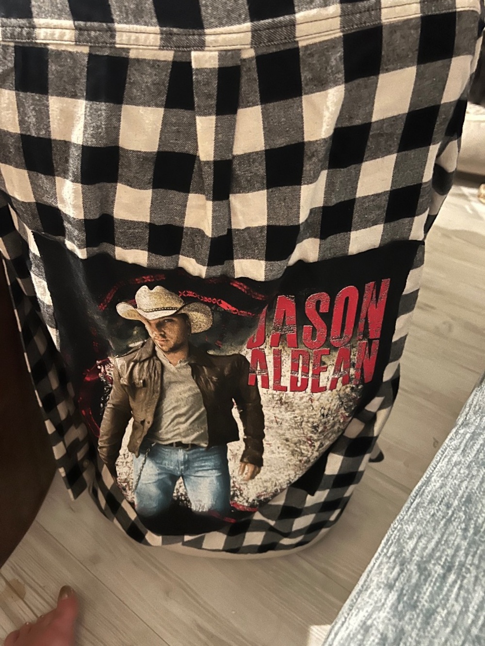 Handmade Jason Aldean patch flannel in size M